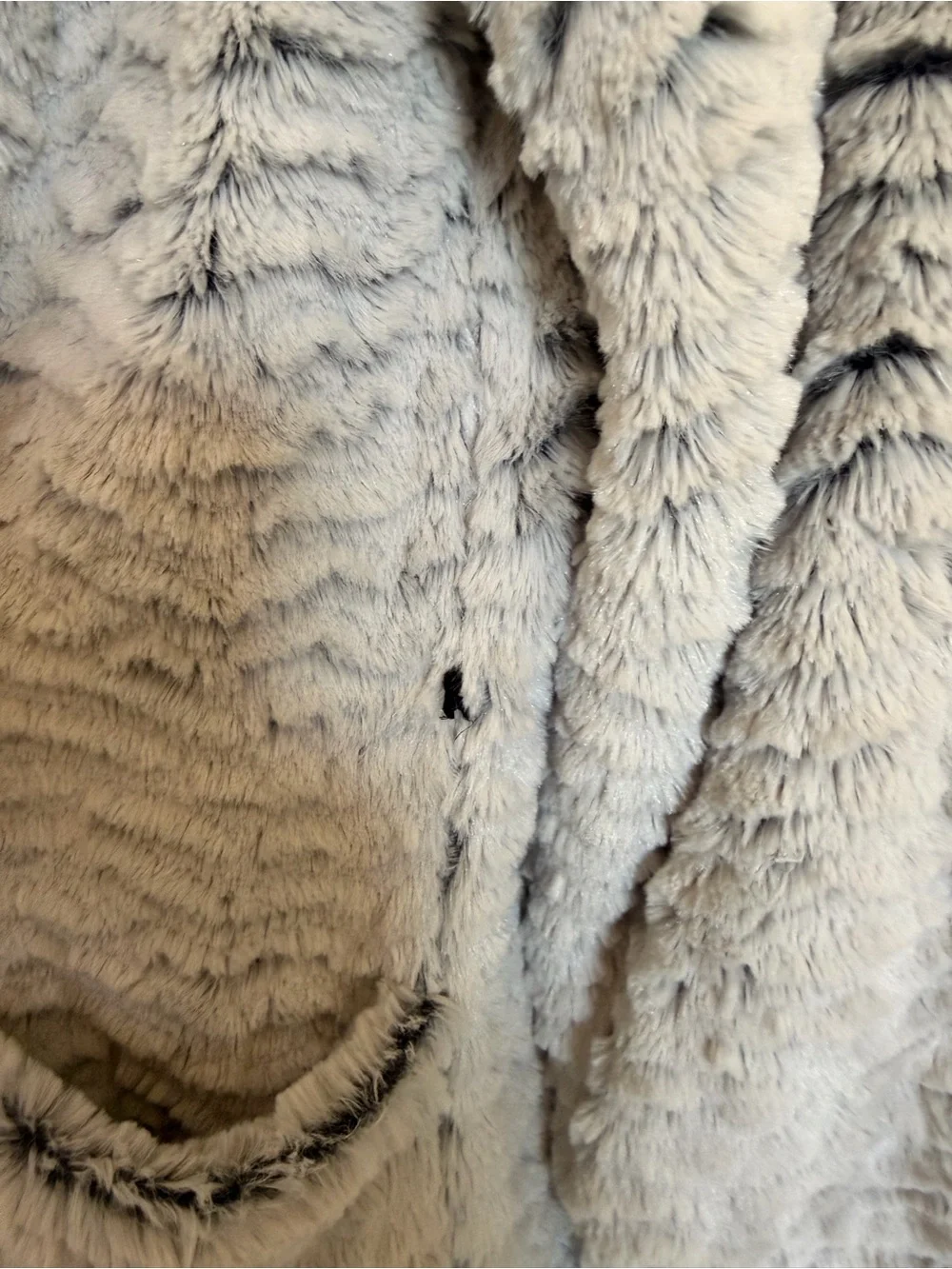 Soma Plush Faux Fur Long Wrap Robe Gray Black S/M Women Soft Cozy Loungewear